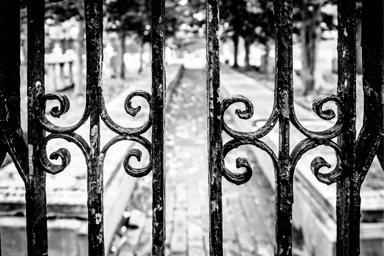 The gates of Christ Church Burial Ground